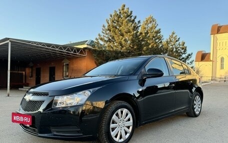 Chevrolet Cruze II, 2013 год, 980 000 рублей, 4 фотография