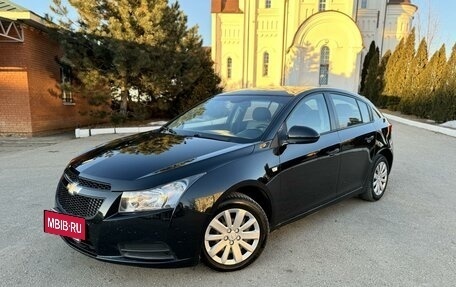 Chevrolet Cruze II, 2013 год, 980 000 рублей, 2 фотография