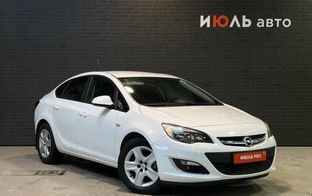 Opel Astra J, 2012 год, 1 060 000 рублей, 3 фотография