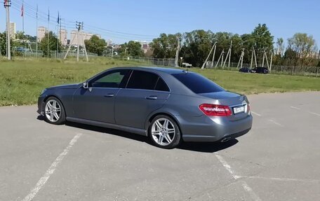 Mercedes-Benz E-Класс, 2012 год, 1 850 000 рублей, 14 фотография