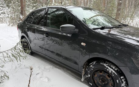 Volkswagen Polo VI (EU Market), 2013 год, 800 000 рублей, 3 фотография