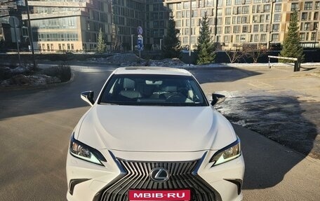 Lexus ES VII, 2019 год, 4 099 000 рублей, 1 фотография