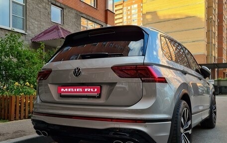 Volkswagen Tiguan II, 2019 год, 4 100 000 рублей, 2 фотография