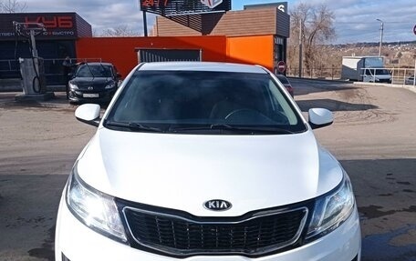 KIA Rio III рестайлинг, 2013 год, 1 020 000 рублей, 5 фотография