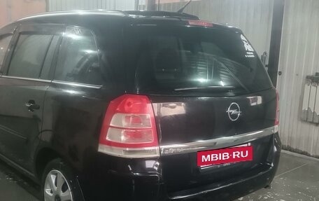 Opel Zafira B, 2008 год, 630 000 рублей, 4 фотография