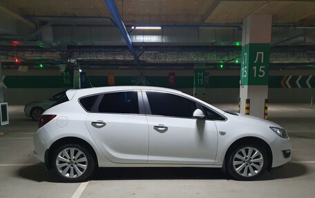 Opel Astra J, 2013 год, 895 000 рублей, 5 фотография