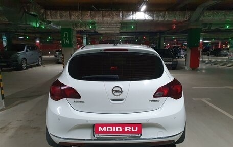 Opel Astra J, 2013 год, 895 000 рублей, 7 фотография