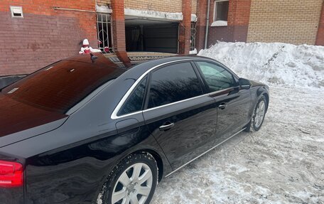 Audi A8, 2012 год, 1 750 000 рублей, 10 фотография