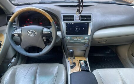 Toyota Camry, 2008 год, 830 000 рублей, 4 фотография