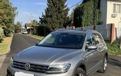 Volkswagen Tiguan II, 2018 год, 2 800 000 рублей, 1 фотография