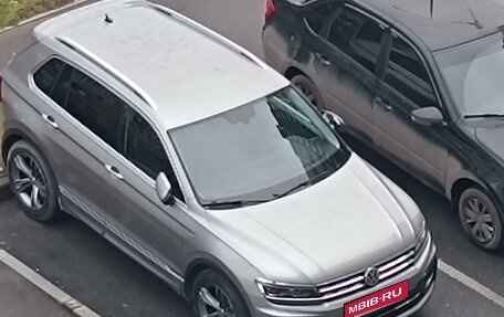 Volkswagen Tiguan II, 2018 год, 2 800 000 рублей, 2 фотография