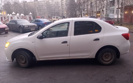 Renault Logan II, 2016 год, 435 000 рублей, 7 фотография