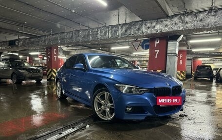 BMW 3 серия, 2018 год, 2 900 000 рублей, 4 фотография