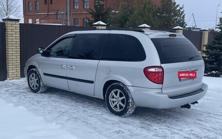 Chrysler Town & Country IV, 2002 год, 1 150 000 рублей, 7 фотография