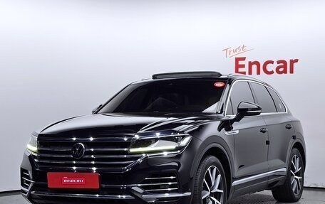 Volkswagen Touareg III, 2022 год, 7 000 777 рублей, 1 фотография