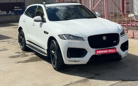 Jaguar F-Pace, 2017 год, 4 700 000 рублей, 1 фотография