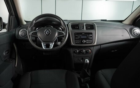 Renault Logan II, 2019 год, 1 099 000 рублей, 6 фотография