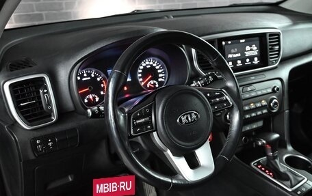 KIA Sportage IV рестайлинг, 2019 год, 2 550 000 рублей, 12 фотография