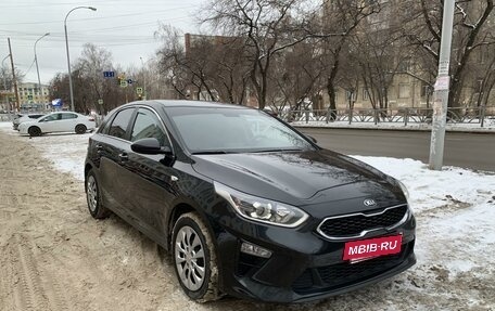 KIA cee'd III, 2018 год, 1 950 000 рублей, 2 фотография