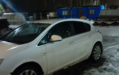 Opel Astra J, 2012 год, 500 000 рублей, 1 фотография