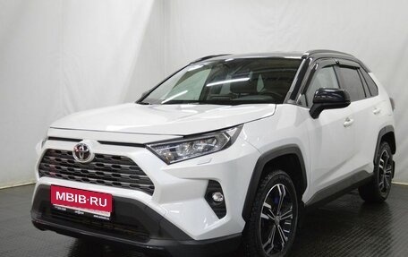 Toyota RAV4, 2021 год, 2 869 000 рублей, 1 фотография