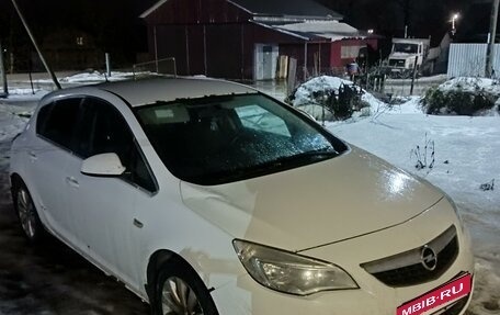 Opel Astra J, 2012 год, 500 000 рублей, 4 фотография