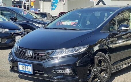 Honda Jade I, 2017 год, 1 395 000 рублей, 2 фотография