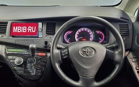 Toyota ISis I, 2012 год, 1 020 000 рублей, 10 фотография