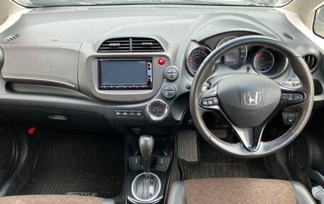 Honda Fit Shuttle I рестайлинг, 2013 год, 843 000 рублей, 17 фотография