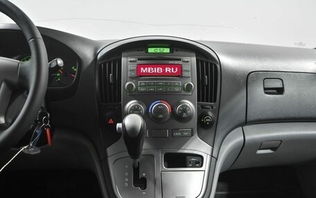 Hyundai H-1 II рестайлинг, 2014 год, 1 695 000 рублей, 9 фотография