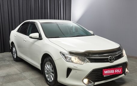 Toyota Camry, 2015 год, 2 450 000 рублей, 3 фотография