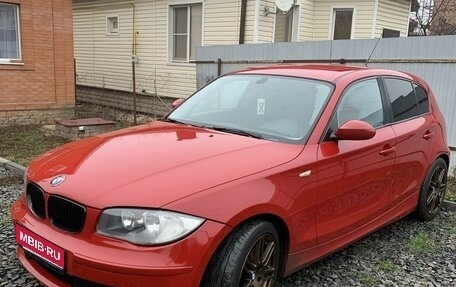 BMW 1 серия, 2008 год, 720 000 рублей, 1 фотография