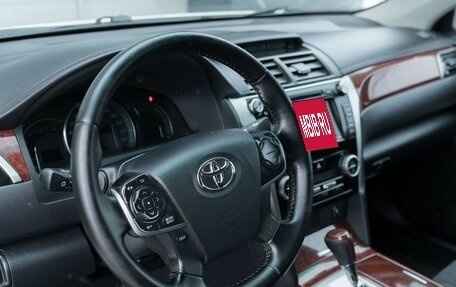 Toyota Camry, 2014 год, 2 150 000 рублей, 10 фотография