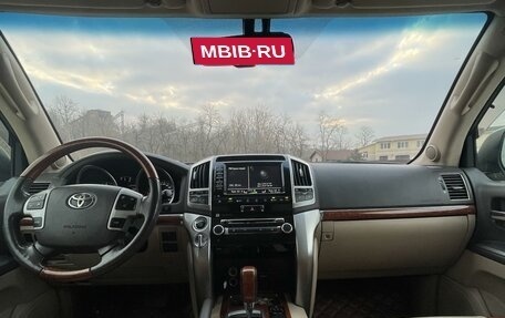 Toyota Land Cruiser 200, 2014 год, 4 300 000 рублей, 7 фотография