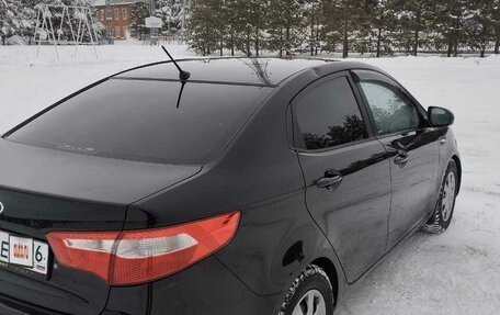 KIA Rio III рестайлинг, 2013 год, 600 000 рублей, 9 фотография