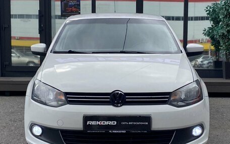 Volkswagen Polo VI (EU Market), 2012 год, 679 000 рублей, 3 фотография