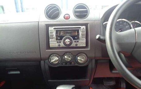 Mitsubishi Pajero Mini II, 2011 год, 610 000 рублей, 38 фотография