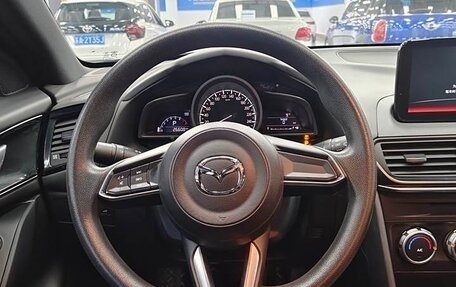 Mazda CX-4, 2021 год, 2 500 000 рублей, 11 фотография