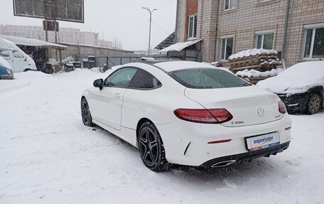 Mercedes-Benz C-Класс, 2019 год, 3 650 000 рублей, 4 фотография