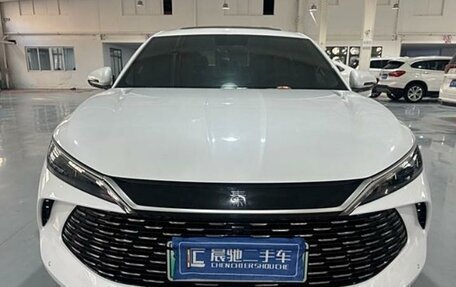 BYD Qin, 2024 год, 2 777 000 рублей, 2 фотография