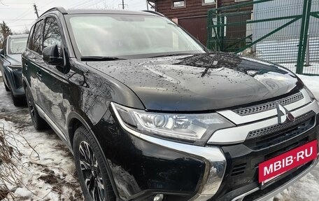 Mitsubishi Outlander III рестайлинг 3, 2021 год, 5 фотография