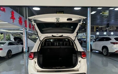 Mitsubishi Outlander III рестайлинг 3, 2021 год, 2 394 000 рублей, 4 фотография