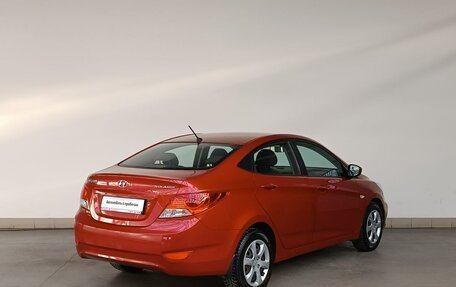 Hyundai Solaris II рестайлинг, 2011 год, 890 000 рублей, 5 фотография