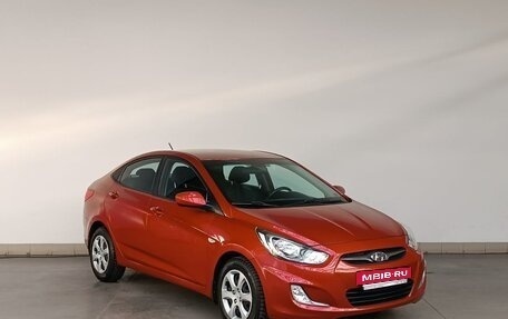 Hyundai Solaris II рестайлинг, 2011 год, 890 000 рублей, 7 фотография