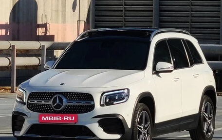 Mercedes-Benz GLB, 2022 год, 3 750 001 рублей, 2 фотография