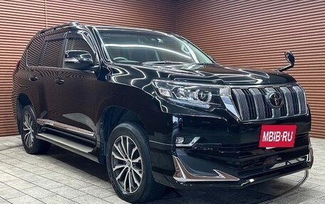 Toyota Land Cruiser Prado 150 рестайлинг 2, 2022 год, 5 100 000 рублей, 2 фотография