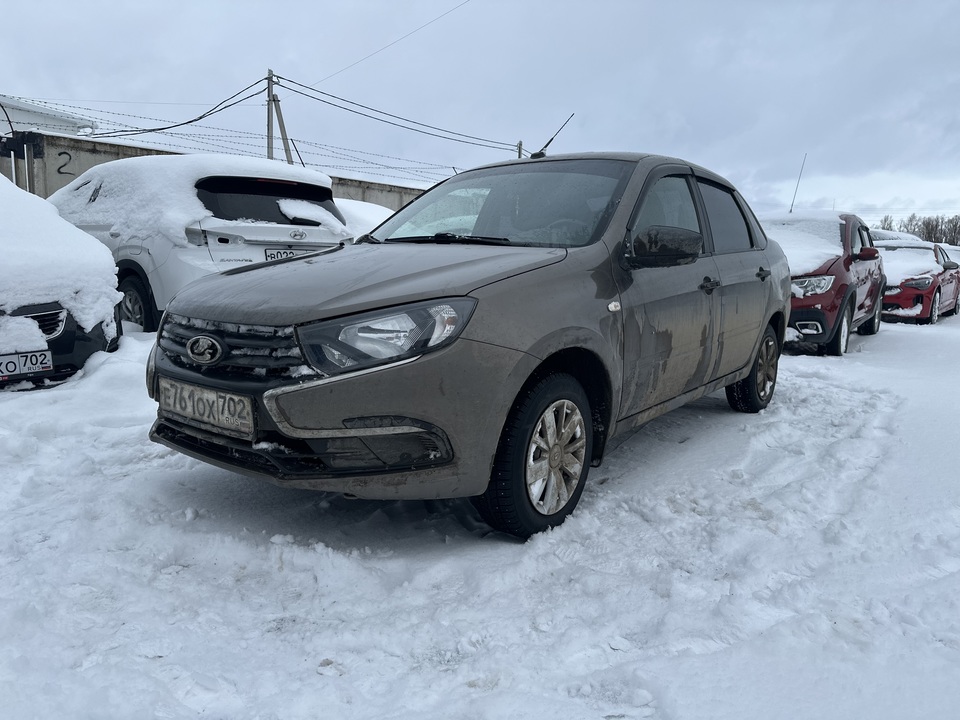 ВАЗ (LADA) Granta I рестайлинг, 2021 год, 620 000 рублей, 2 фотография