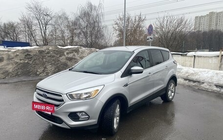 Ford Escape III, 2017 год, 1 800 000 рублей, 3 фотография