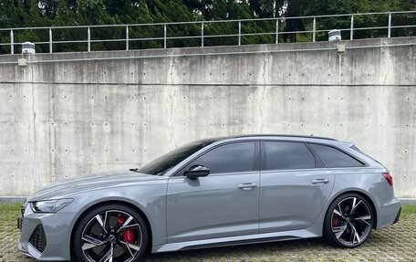 Audi RS 6, 2022 год, 3 фотография