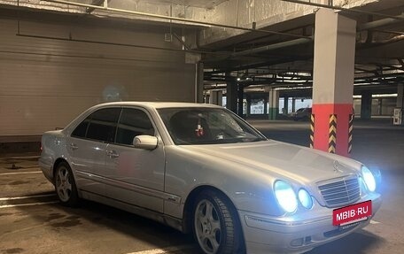 Mercedes-Benz E-Класс, 2000 год, 630 000 рублей, 3 фотография